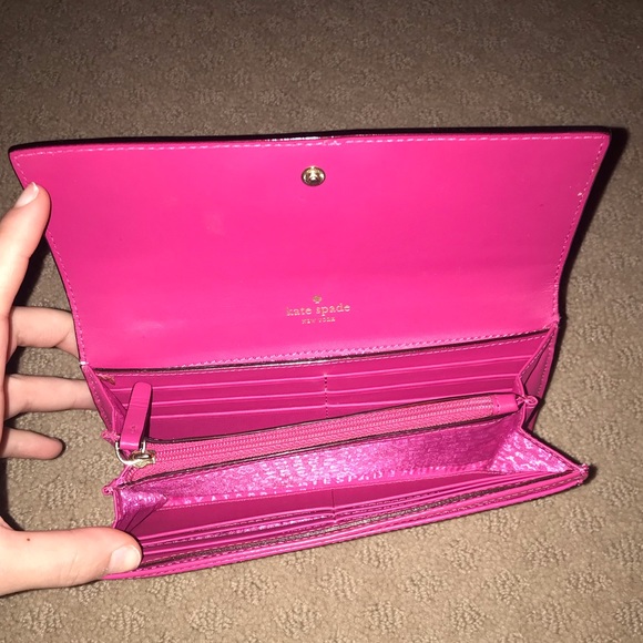Pink Kate Spade Wallet - Picture 2 of 4